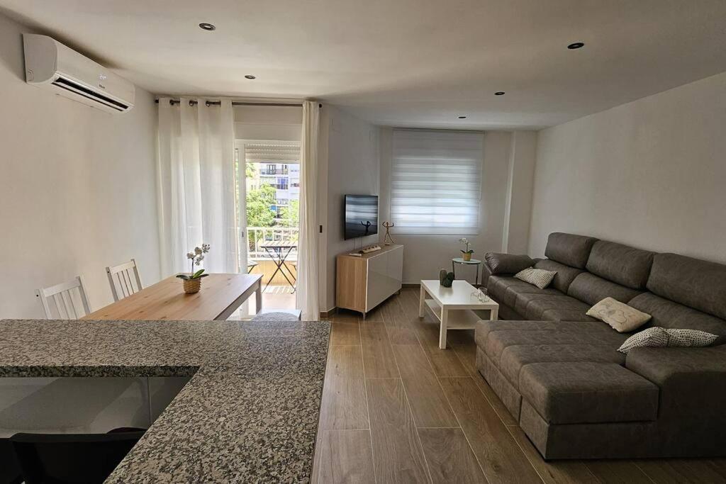 Apartmán Piso Acogedor En Màlaga Exteriér fotografie